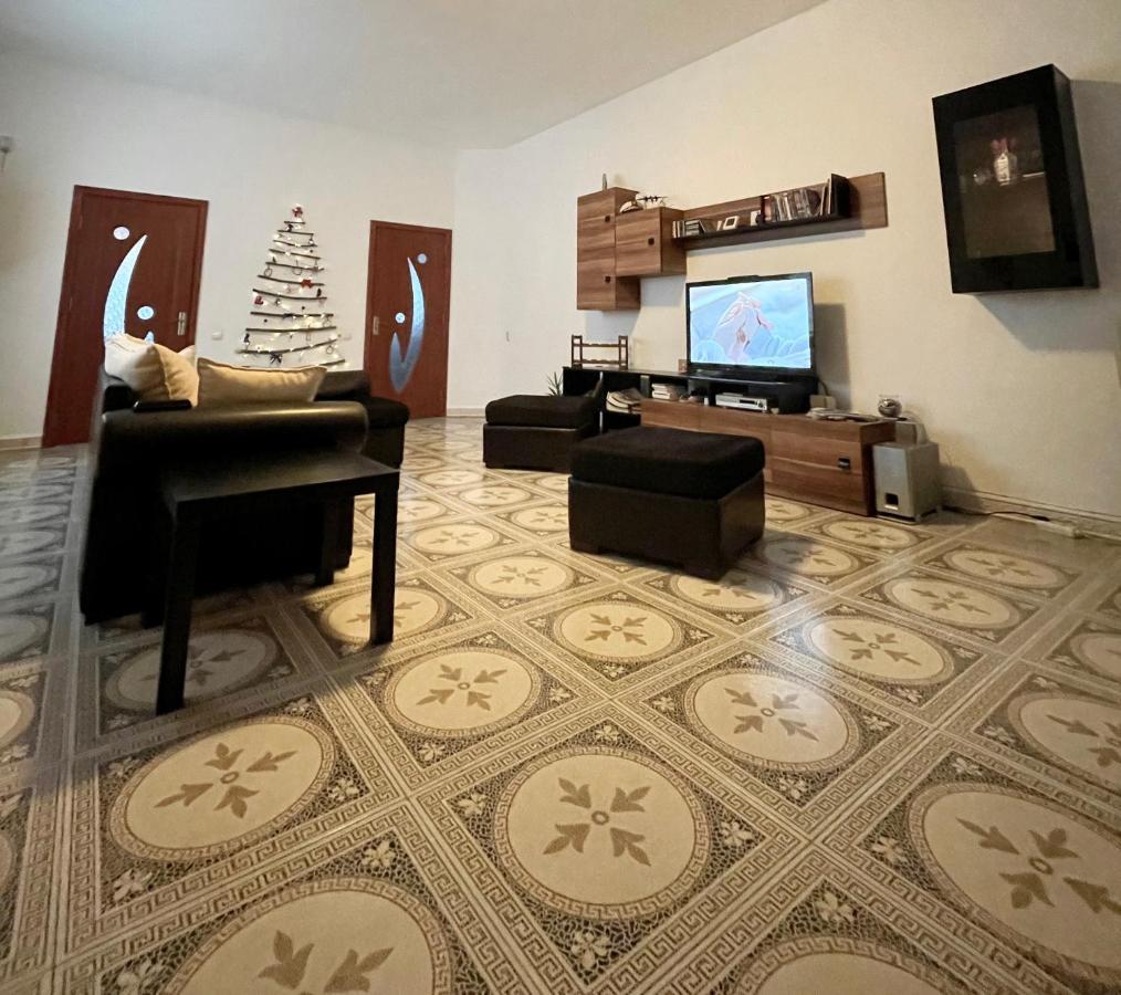 Mosaico Alfetta Hostel Тимишоара Экстерьер фото